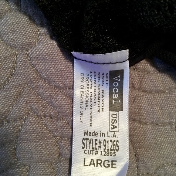 Vocal Shirt with Studs and Lace - Picture 6 of 7